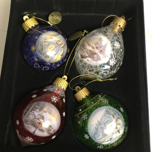 Thomas Kinkade 4 Light up Luminary Christmas Ornaments “Splendour of the Season” - Picture 3 of 6